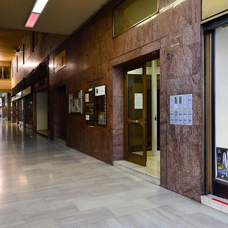 Ur-Nest Galleria Del Toro Bologna Kültér fotó